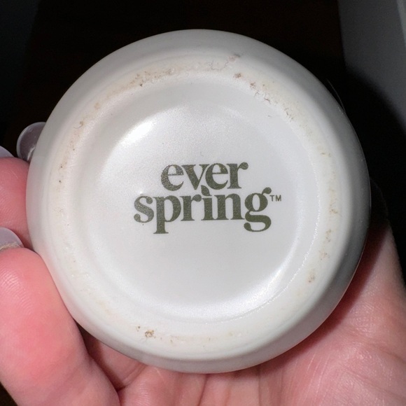 White Ceramic Reed Diffuser Vase - Picture 5 of 7